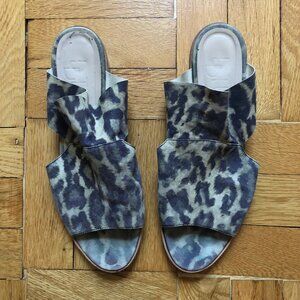 LD Tuttle leopard print cutout slides with lucite heels, size 40=9